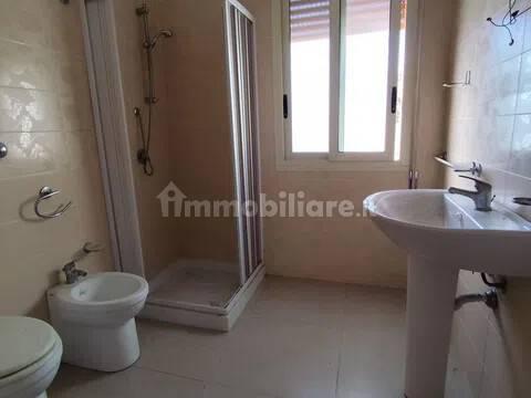Appartamento via Iv Aprile, 1 D, Centro, Vittoria — foto 3 di 14
