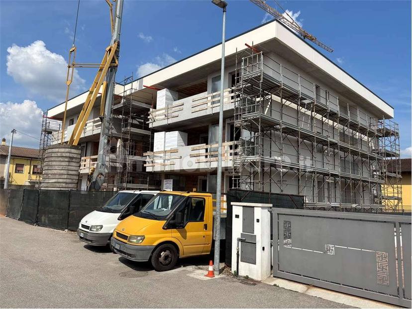 Trilocale via Pompei, 100, Centro, Povegliano Veronese — foto 3 di 24
