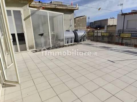 Appartamento via Iv Aprile, 1 D, Centro, Vittoria — foto 4 di 14
