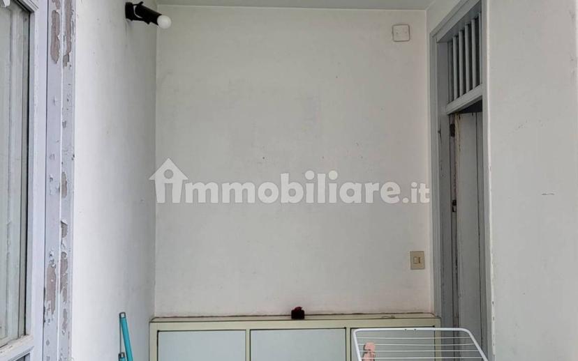Stanza singola Zisa, Palermo