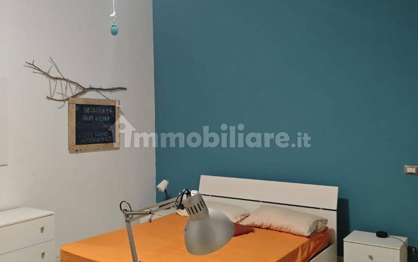 Stanza singola piazza del Popolo, Messina — foto 7 di 12