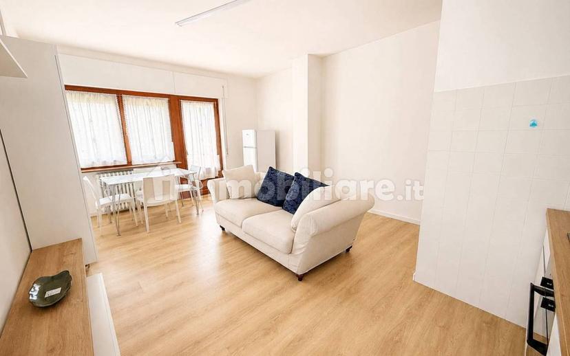 Quadrilocale via Fratelli Cairoli 14, Centro, Belluno — foto 17 di 20