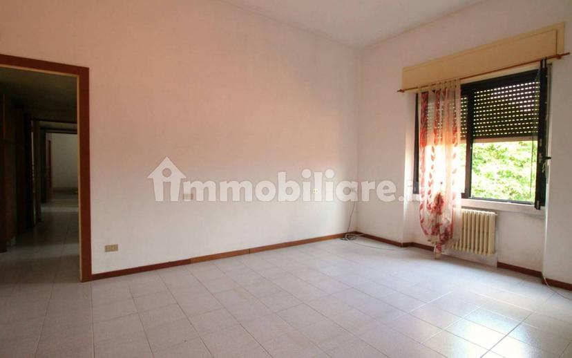 Bilocale via Napoli 18, Varedo — foto 18 di 27