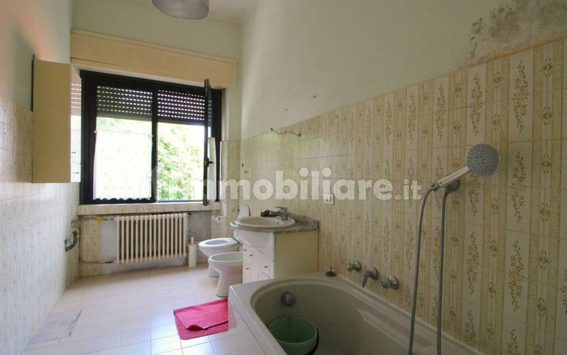 Bilocale via Napoli 18, Varedo — foto 4 di 27