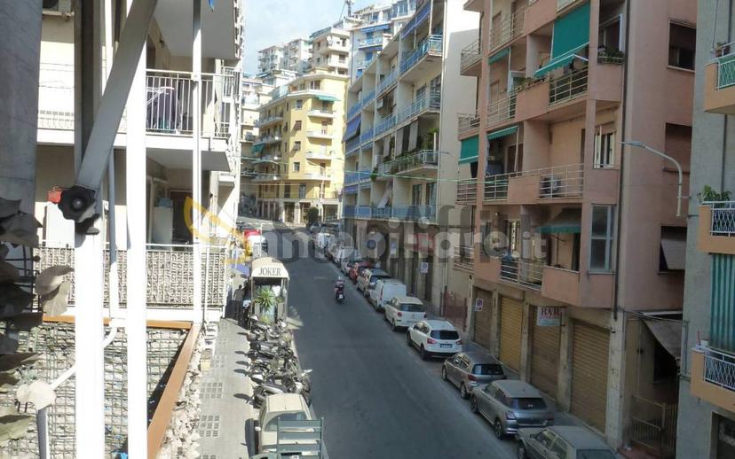Monolocale via Martiri della Libertà 61, Borgo, Sanremo — foto 3 di 14
