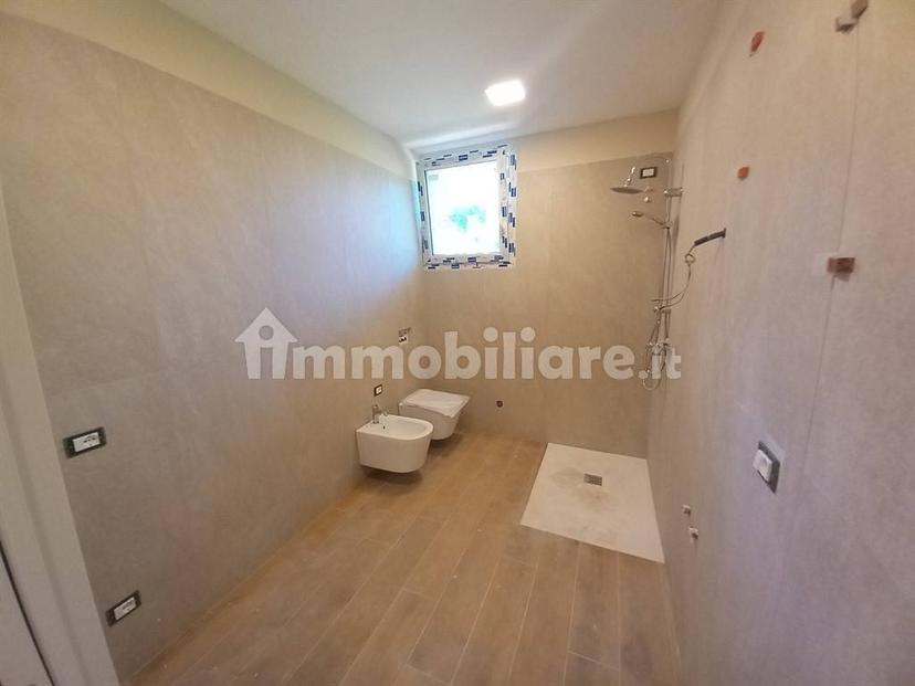 Bilocale nuovo, piano terra, Desenzanino, Desenzano del Garda