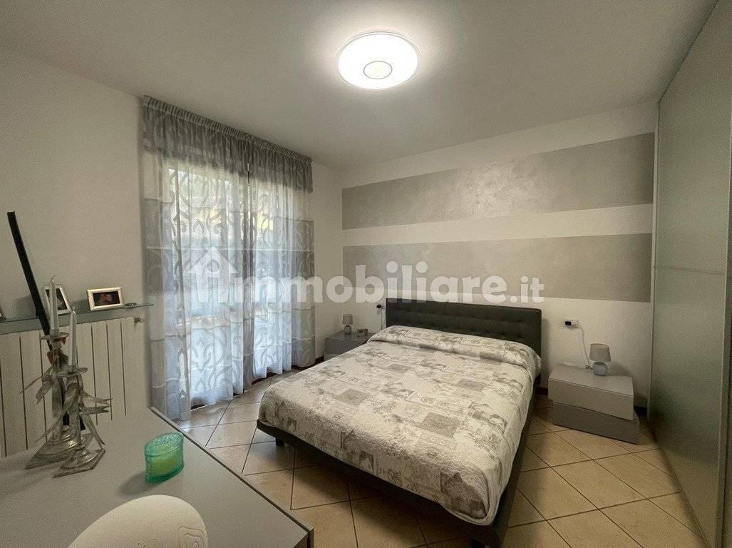 Trilocale via Lorenzo Lotto 21, Cenate Di Sotto, Cenate Sotto