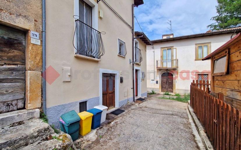 Terratetto unifamiliare via Teramana, 33, Pizzoli — foto 18 di 35