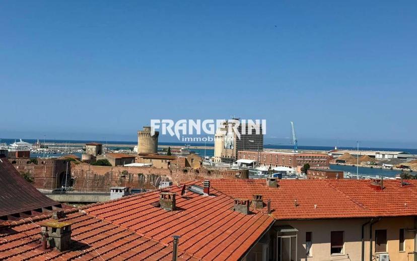 Attico Scali delle Barchette, Quartiere Venezia, Livorno — foto 34 di 45