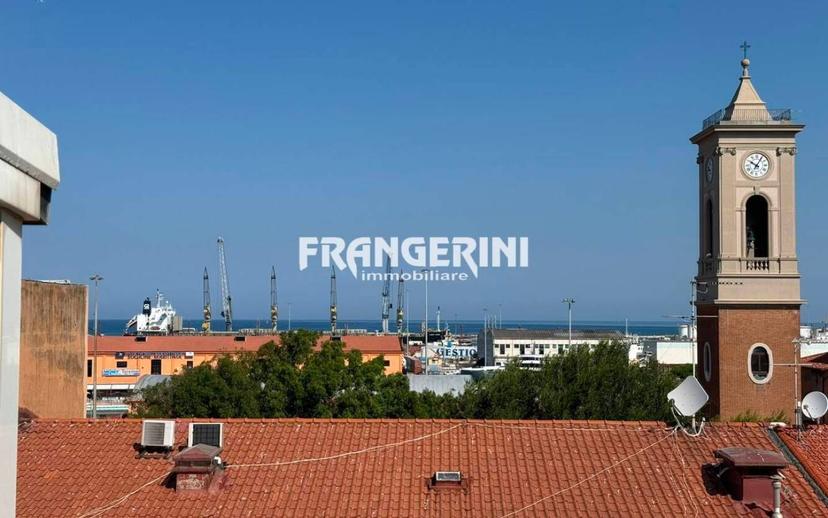 Attico Scali delle Barchette, Quartiere Venezia, Livorno — foto 44 di 45