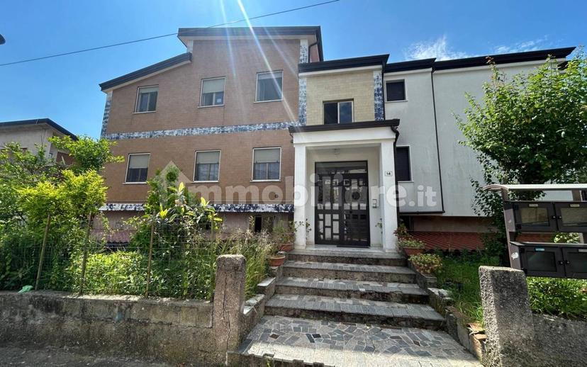 Trilocale via Giacomo Matteotti 12, Andreotta, Castrolibero — foto 2 di 24