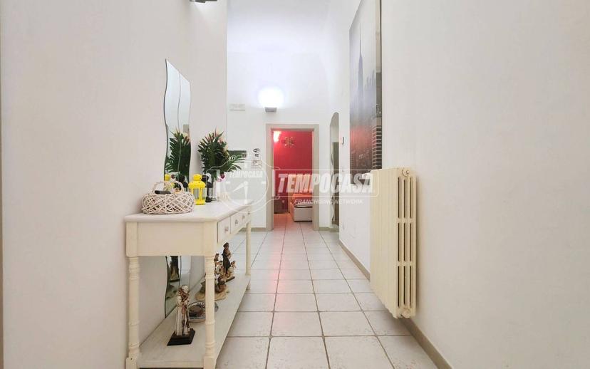 Terratetto unifamiliare via Solferino, Centro, Gioia del Colle — foto 7 di 26