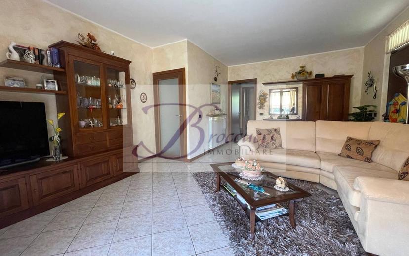 Villa bifamiliare, ottimo stato, 134 m², Arcisate — foto 18 di 25