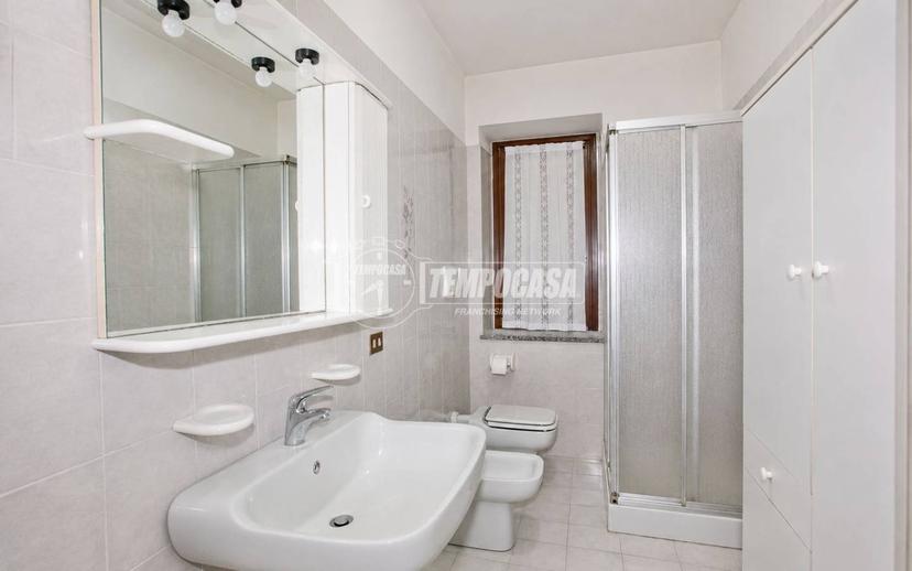 Villa unifamiliare via Gallarati, Centro, Tornaco — foto 4 di 40