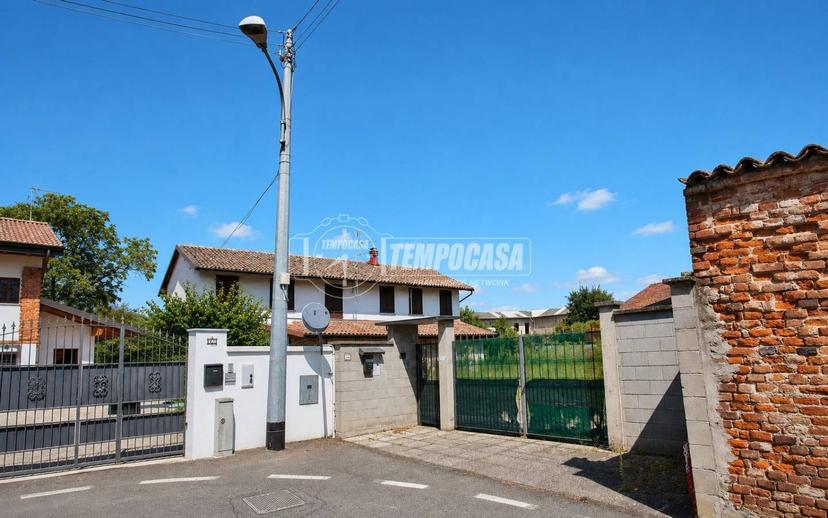 Villa unifamiliare via Gallarati, Centro, Tornaco — foto 37 di 40