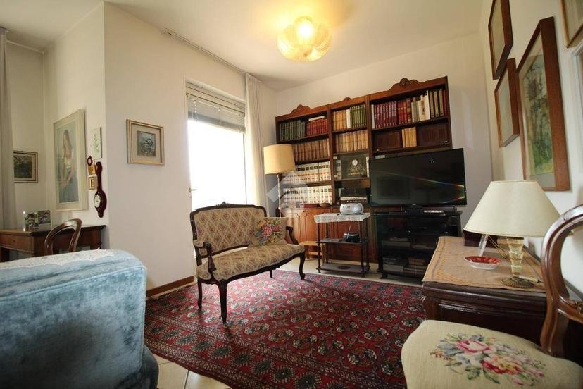 Quadrilocale via bonomini vincenzo 9, Loreto, Bergamo — foto 15 di 37