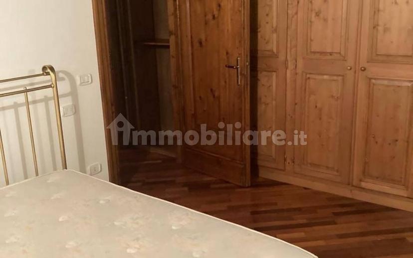 Quadrilocale piazza San Lucano in Borgo Prà 17, Centro, Belluno