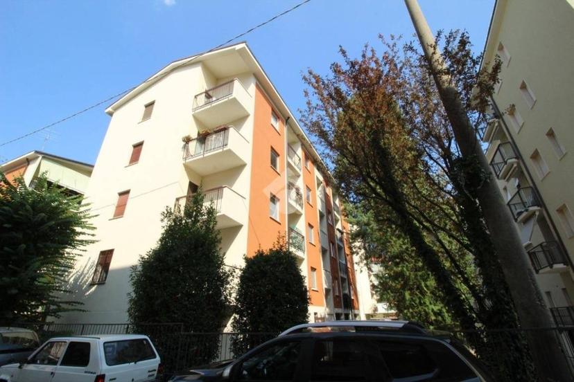 Quadrilocale via bonomini vincenzo 9, Loreto, Bergamo — foto 18 di 37