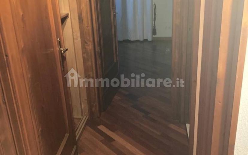 Quadrilocale piazza San Lucano in Borgo Prà 17, Centro, Belluno — foto 12 di 15