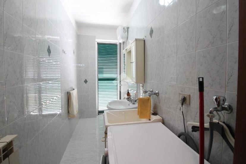 Villa a schiera via Vittorio Veneto 51, Curti — foto 6 di 40
