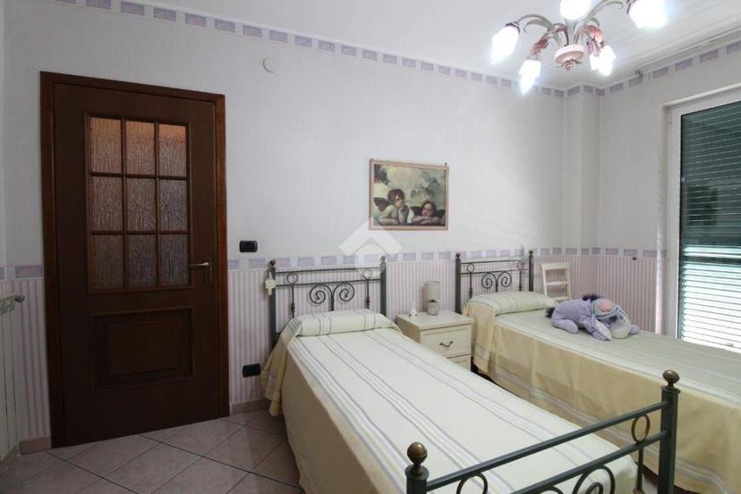 Villa a schiera via Vittorio Veneto 51, Curti — foto 32 di 40