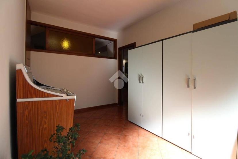 Villa a schiera via Vittorio Veneto 51, Curti — foto 38 di 40