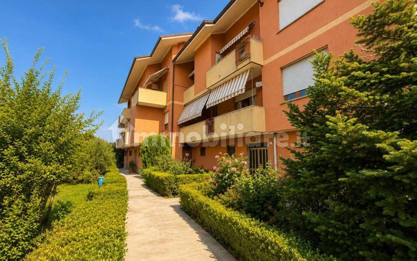 Trilocale Strada Asti 12, Centro, Costigliole d'Asti — foto 10 di 24