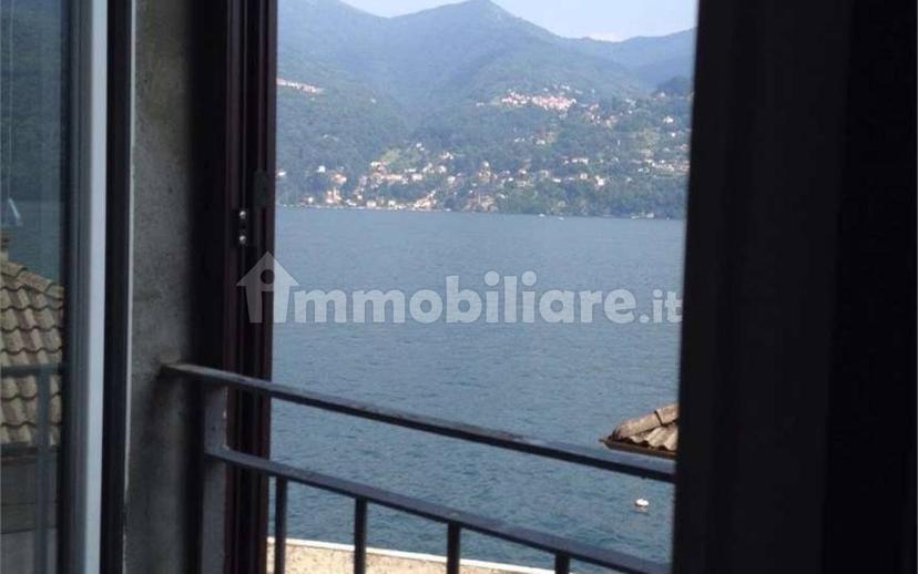 Trilocale via Regina, Centro, Carate Urio — foto 2 di 11