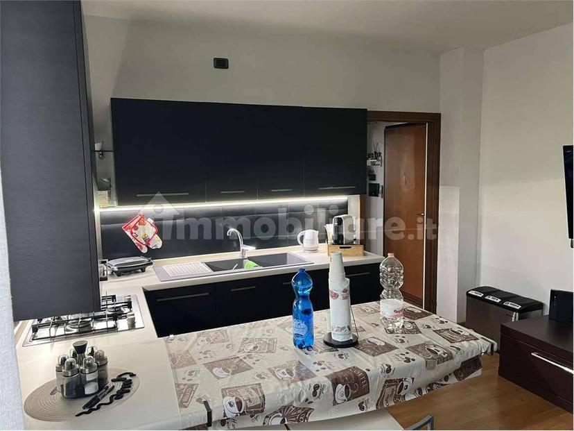 Bilocale buono stato, primo piano, Centro, Castellarano — foto 8 di 9