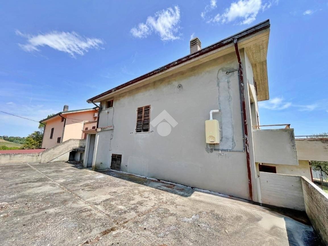 Villa plurifamiliare Str. Santa Barbara 1, Tavullia