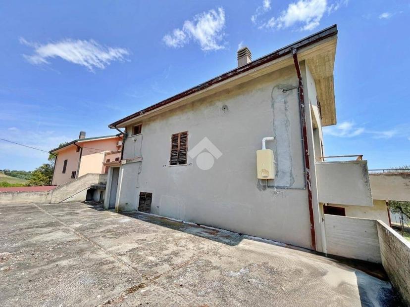 Villa plurifamiliare Str. Santa Barbara 1, Tavullia