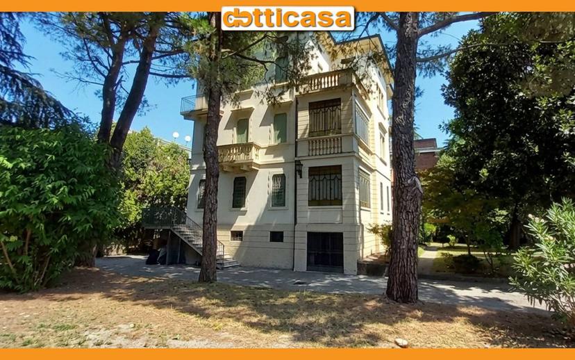 Quadrilocale viale Bortolomeo d'Alviano, Centro Storico, Vicenza — foto 17 di 25