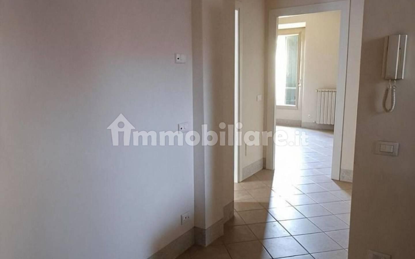 Trilocale viale Risorgimento, Centro, Cellatica
