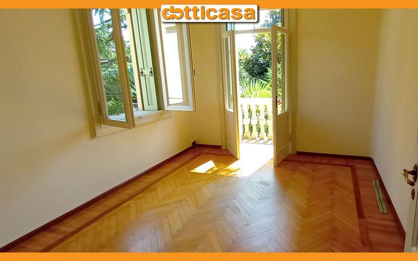 Quadrilocale viale Bortolomeo d'Alviano, Centro Storico, Vicenza — foto 5 di 25
