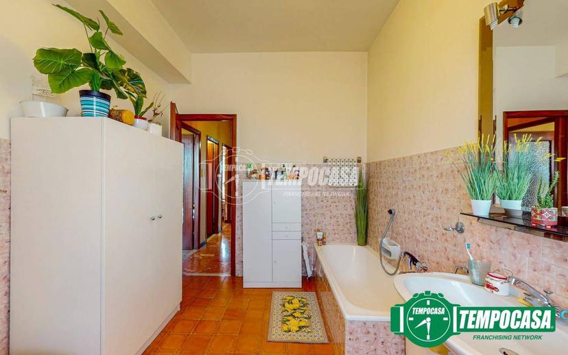 Trilocale via nenni 5, Centro, Ovada — foto 18 di 19
