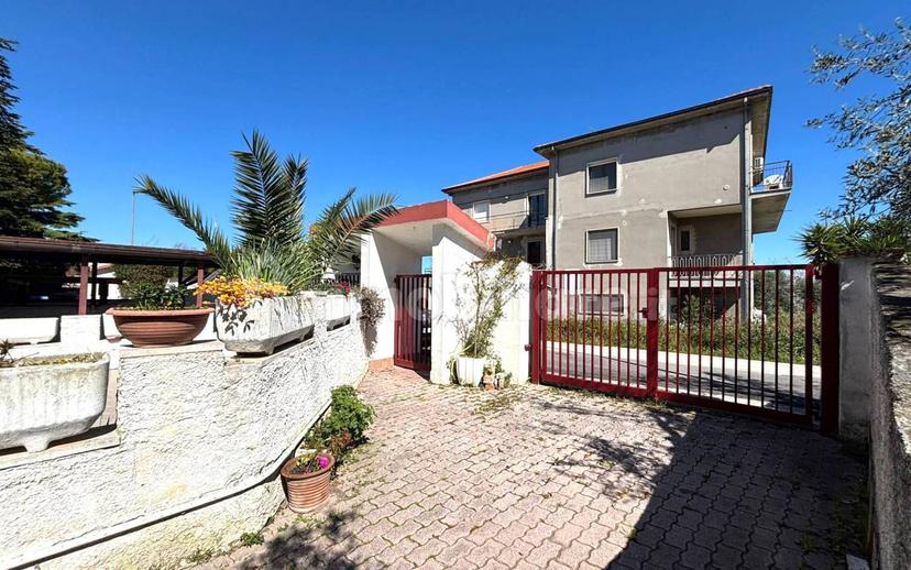 Villa a schiera Strada della Rai 12/1, San Silvestro, Pescara — foto 2 di 38