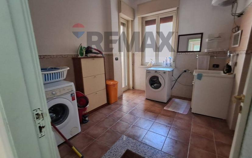 Quadrilocale via Oliveto 7, Centro, Giardini-Naxos — foto 20 di 35