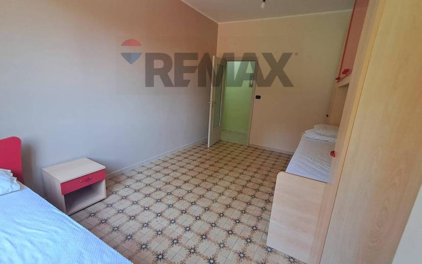Quadrilocale via Oliveto 7, Centro, Giardini-Naxos — foto 25 di 35
