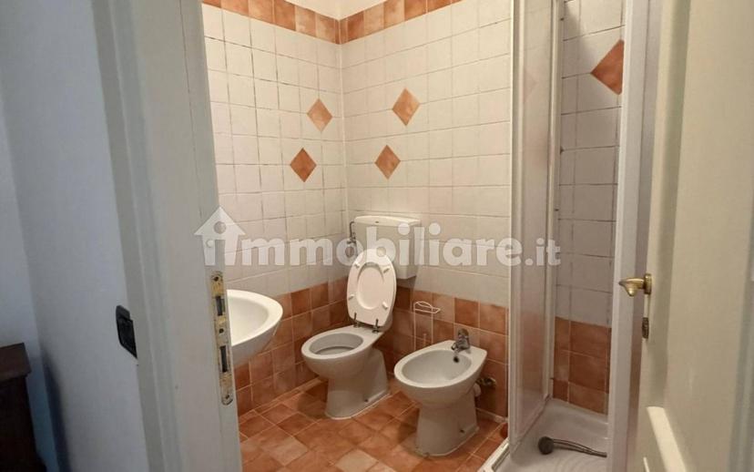 Casale frazione Serravalle 4, Serravalle, Asti — foto 7 di 83