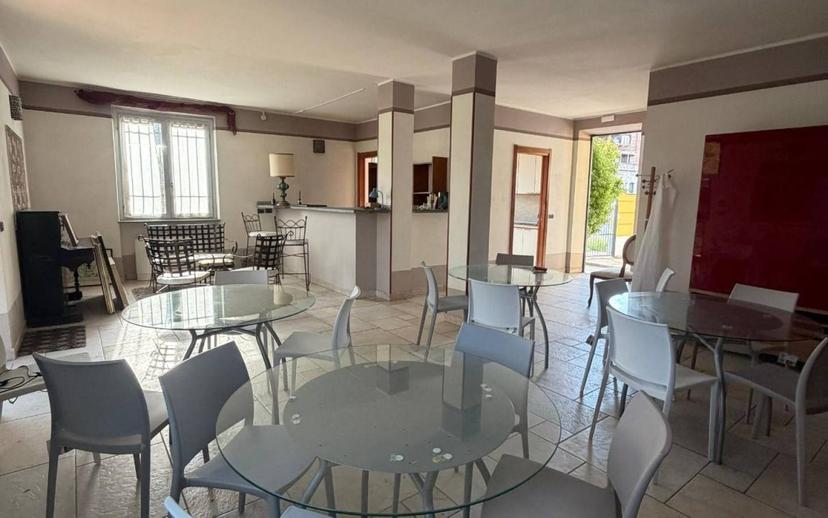 Casale frazione Serravalle 4, Serravalle, Asti — foto 11 di 83