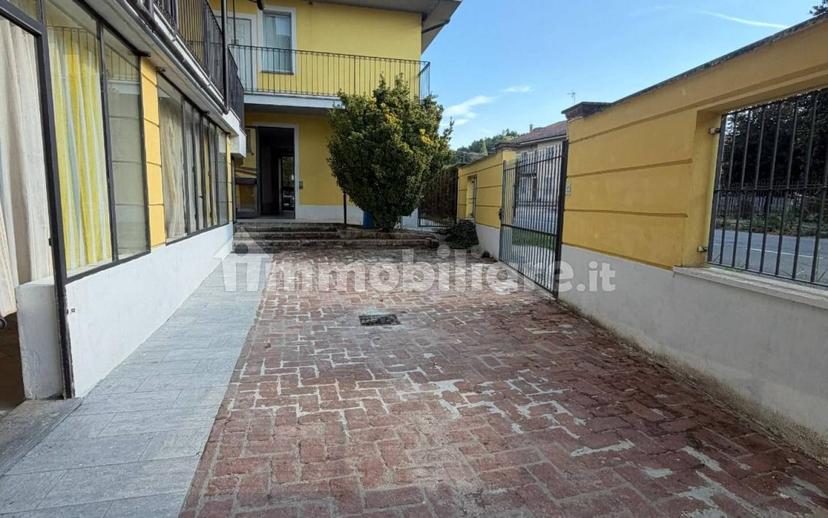 Casale frazione Serravalle 4, Serravalle, Asti — foto 12 di 83