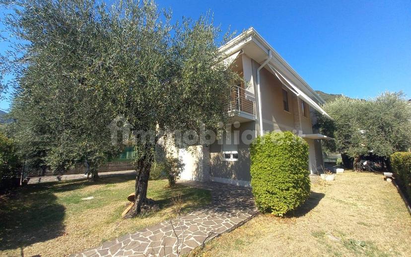 Villa unifamiliare via Andrea Rini, Centro, Salò — foto 13 di 30