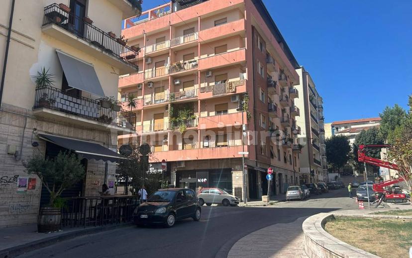 Quadrilocale piazza Santa Teresa 16, Centro, Cosenza — foto 26 di 29