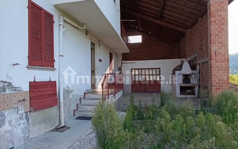 Casale Località Case Ardivestra, Fortunago — foto 4 di 57
