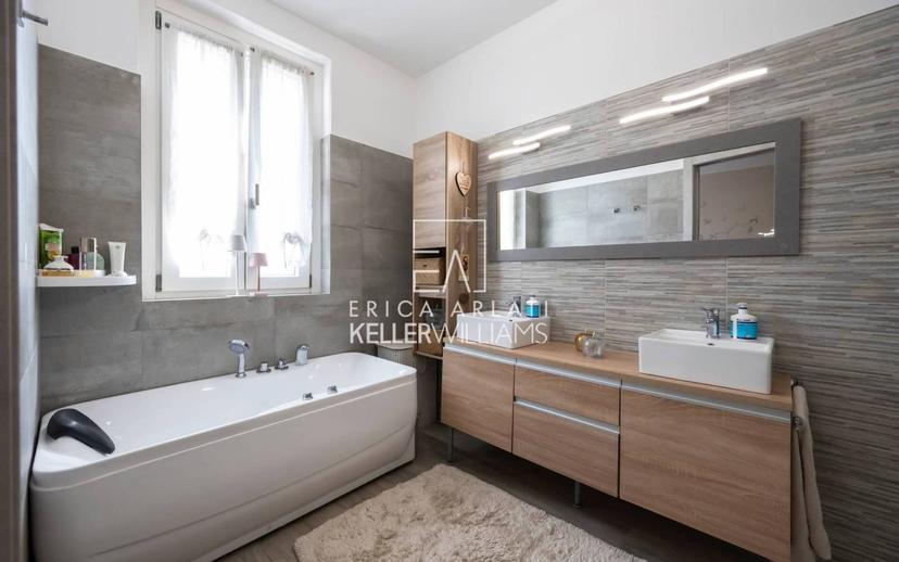 Villa unifamiliare via Italia, Centro, Appiano Gentile — foto 23 di 62