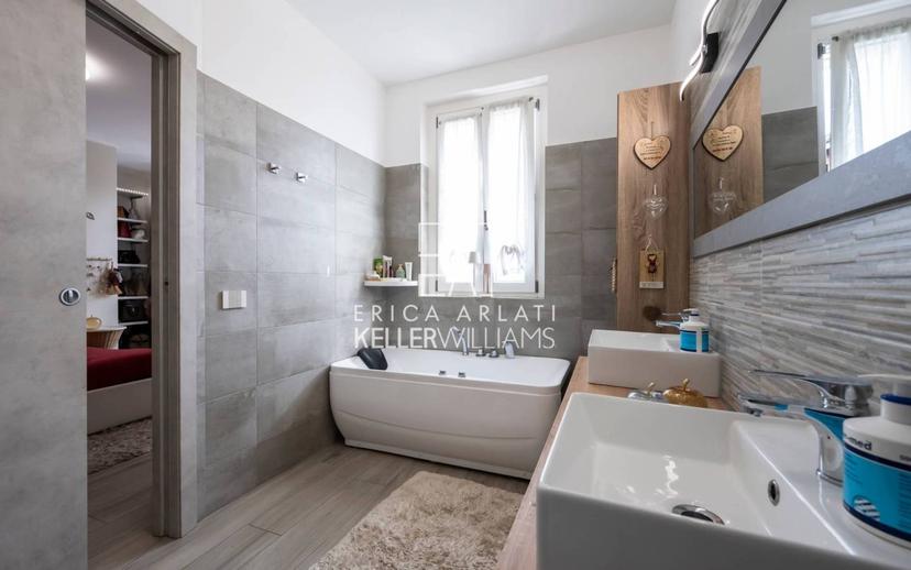 Villa unifamiliare via Italia, Centro, Appiano Gentile — foto 9 di 62
