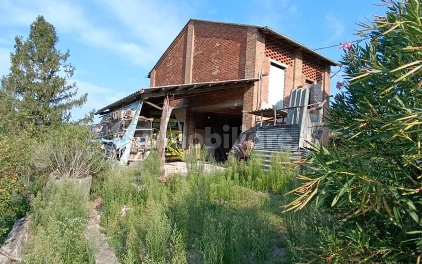 Casale Località Case Ardivestra, Fortunago — foto 12 di 57
