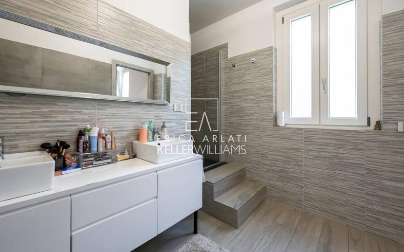 Villa unifamiliare via Italia, Centro, Appiano Gentile — foto 17 di 62
