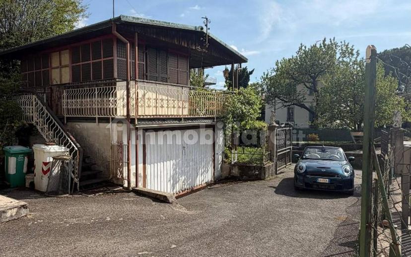 Appartamento via Vittorio Barzoni 2, Casbeno, Varese — foto 21 di 45