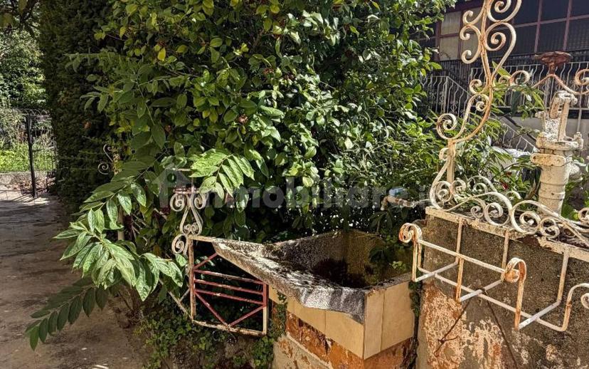 Appartamento via Vittorio Barzoni 2, Casbeno, Varese — foto 40 di 45